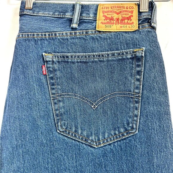 Levi's 505 Regular Fit Men's Jeans size W44 L30, Rinse Medium wash 100 cotton - Picture 15 of 16